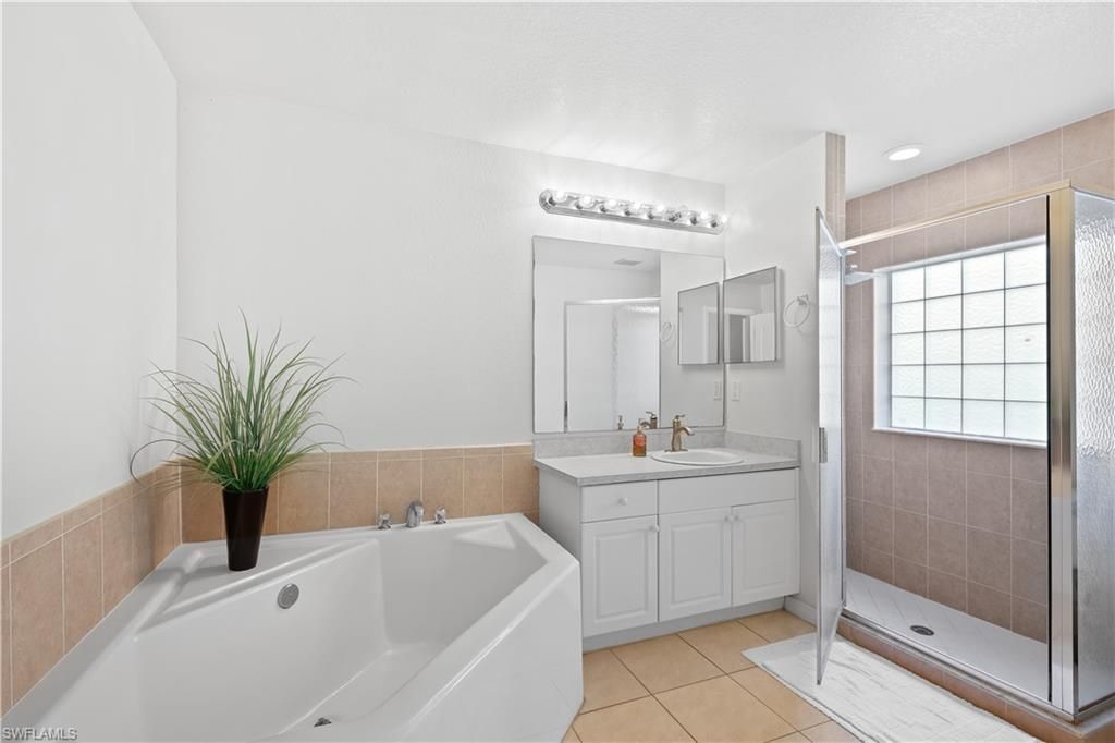 1801 NW 5th Pl , Cape Coral, FL 33993 Photo