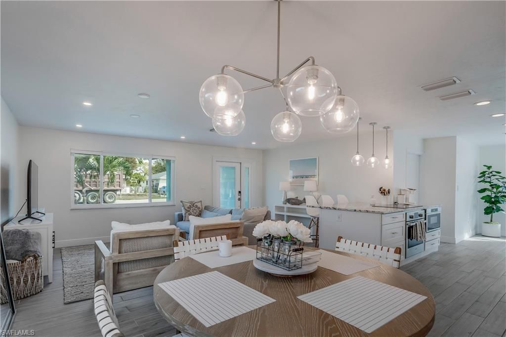 718 103rd Ave N, Naples, FL 34108 Photo