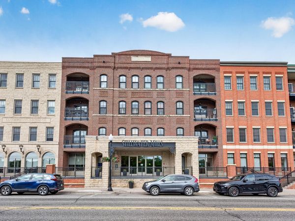 350 Main Street N, Unit 406, Stillwater, MN 55082