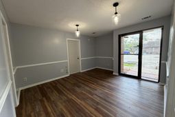 301 Oakbrook Lane  photo 4