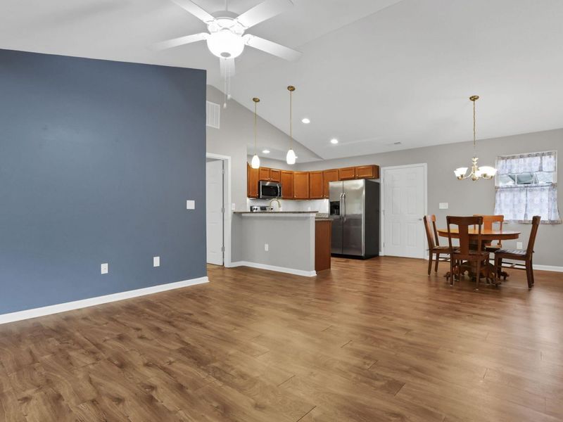 267 Wildwood Court , Heath, OH 43056 Photo 7