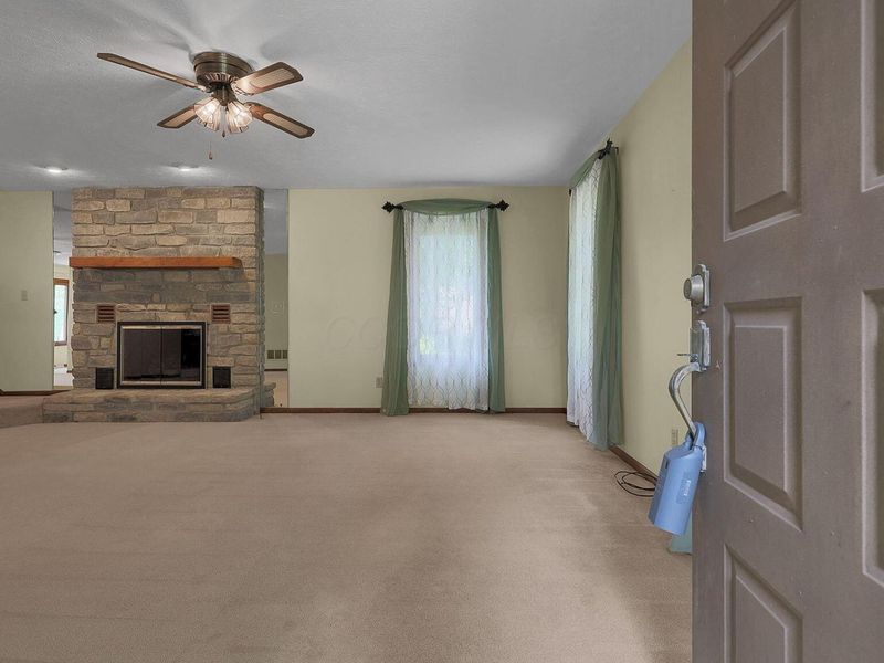 9200 Knoll Drive , Galena, OH 43021 Photo 2