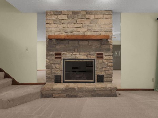 9200 Knoll Drive , Galena, OH 43021