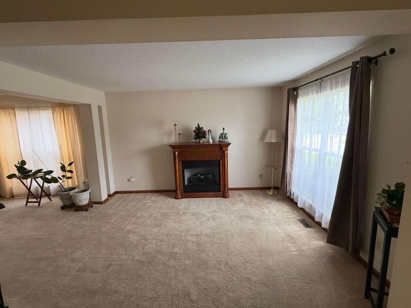 7134 Dewfall Drive , Reynoldsburg, OH 43068 Photo 5
