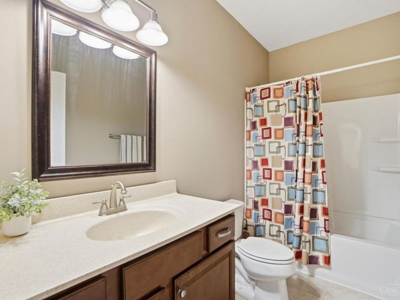 7673 Hempston Circle, Maineville, OH 45039 Photo 18