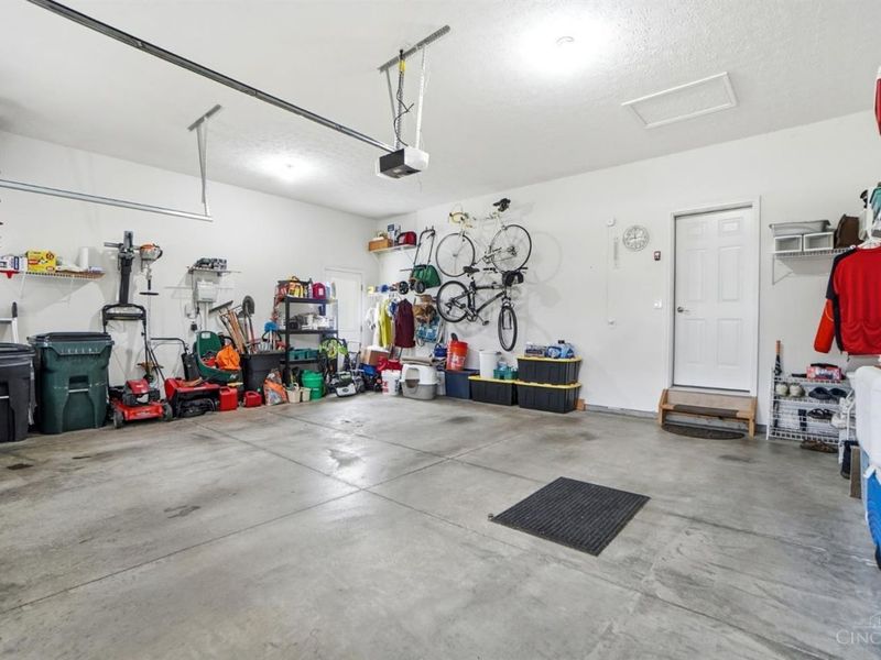 7673 Hempston Circle, Maineville, OH 45039 Photo 22