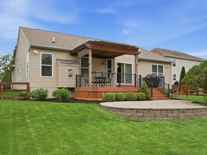 7673 Hempston Circle, Maineville, OH 45039 Photo 24