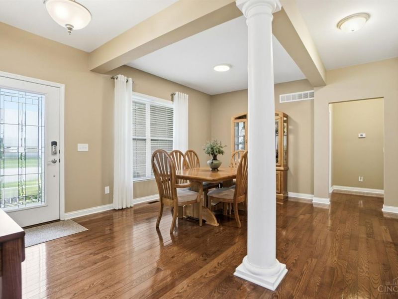 7673 Hempston Circle, Maineville, OH 45039 Photo 3
