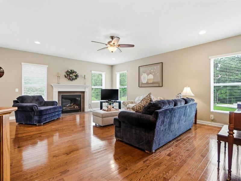 7673 Hempston Circle, Maineville, OH 45039 Photo 5