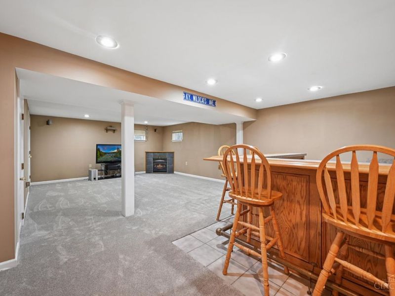 8592 Sunmont Drive, Anderson Twp, OH 45255 Photo 29