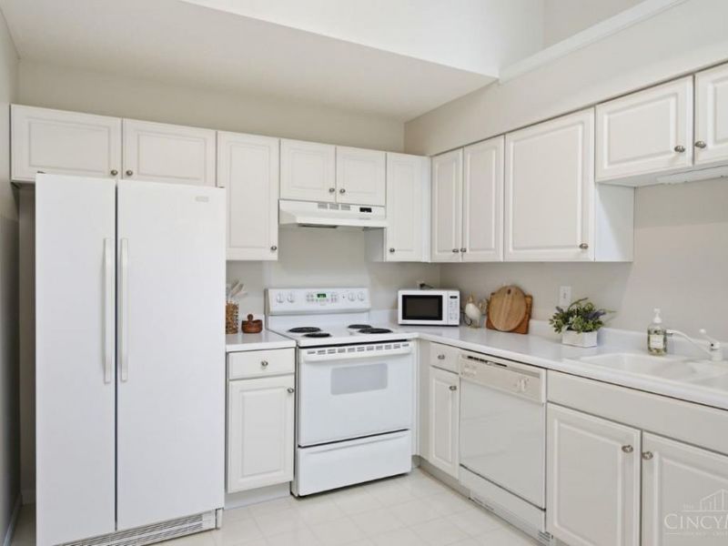 4156 Lakeknoll Drive, Mason, OH 45040 Photo 15