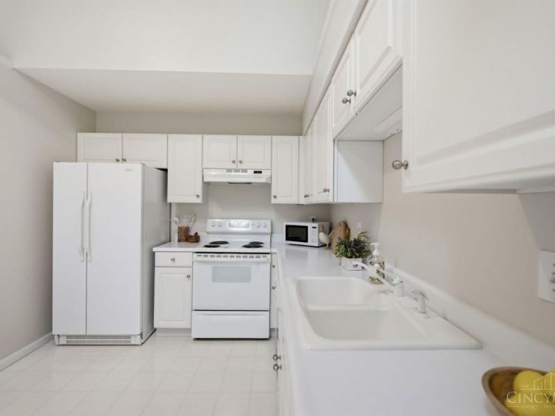 4156 Lakeknoll Drive, Mason, OH 45040 Photo 18