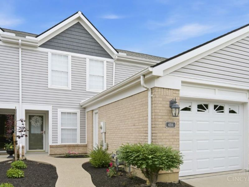4156 Lakeknoll Drive, Mason, OH 45040 Photo 2