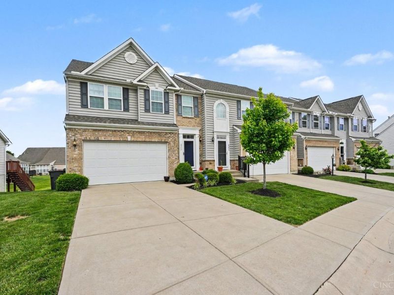 3300 Snowcreek Falls Lane, Maineville, OH 45039 Photo 3