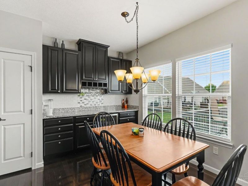 3300 Snowcreek Falls Lane, Maineville, OH 45039 Photo 6