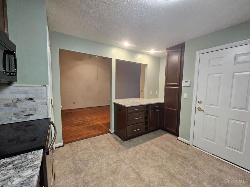 5175 North Bend Crossing, Green Township, OH 45247 Photo 10