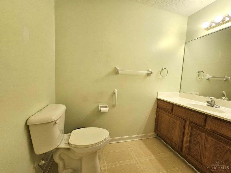5175 North Bend Crossing, Green Township, OH 45247 Photo 21