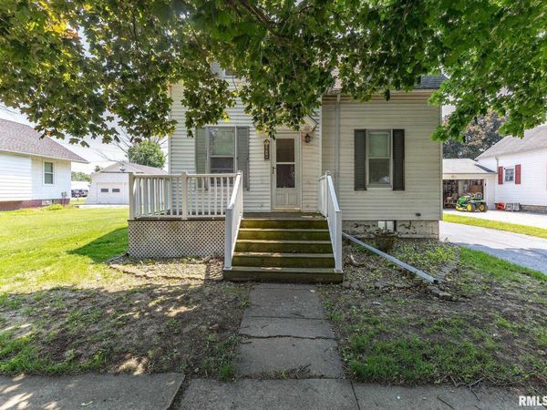 304 S 5TH Avenue , NewWindsor, IL 61465