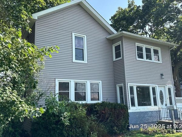 507 E MAIN Street, Aledo, IL 61231