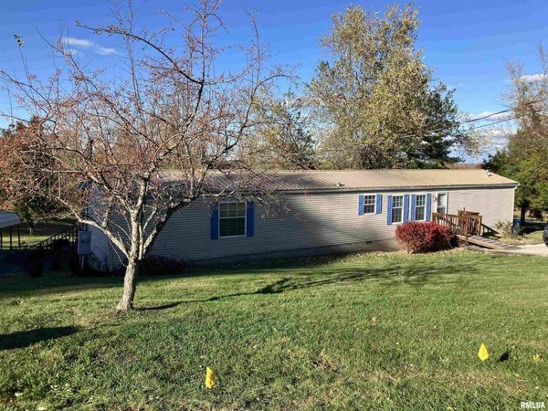 557 TWIN OAKS Drive , Cobden, IL 62920