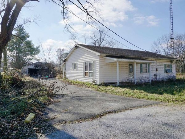 205 9TH Street , Colp, IL 62921