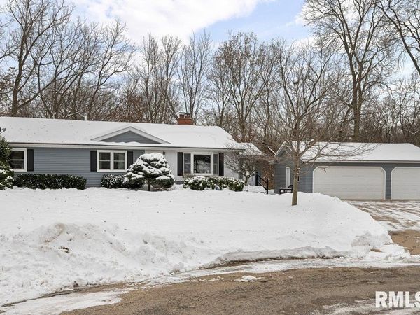 107 ORCHARD Court, Silvis, IL 61282