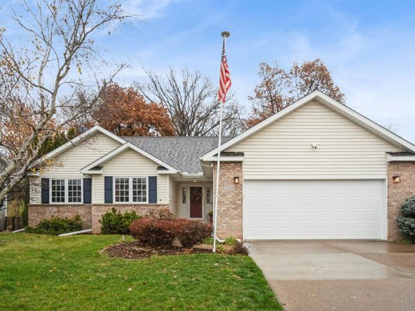 1205 28TH Avenue, Silvis, IL 61282
