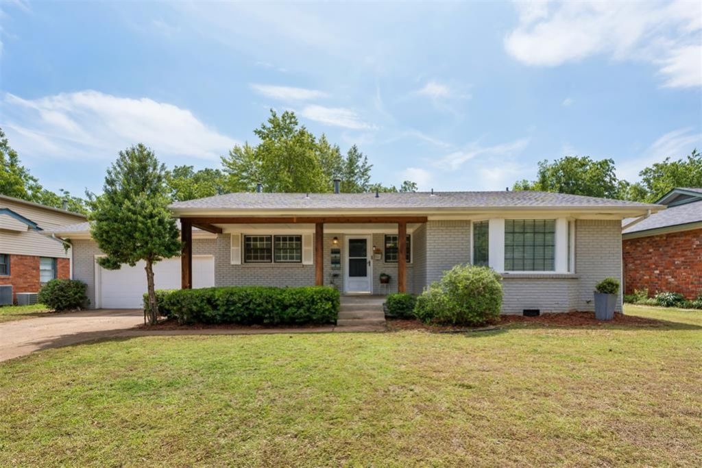 9816 Chesterton Place, The Village, OK 73120 Main Photo