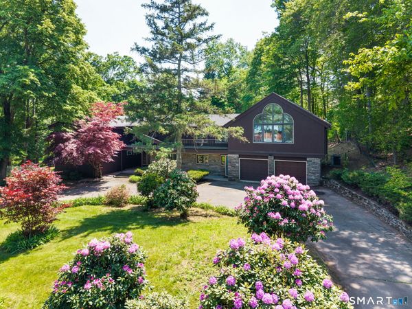 57 Mountain Farms , West Hartford, CT 06117
