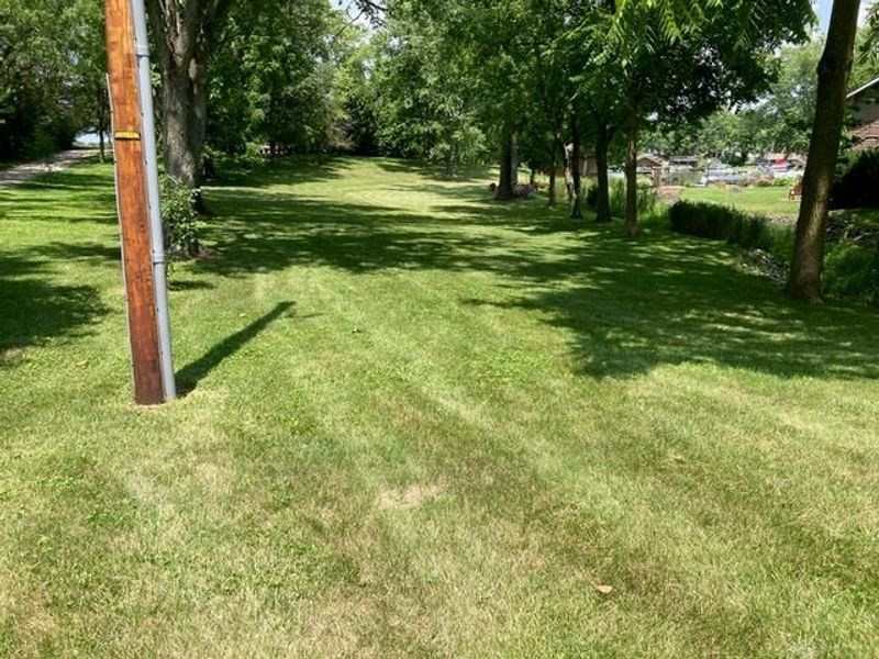 1410 E Choctaw Drive, London, OH 43140 Photo 4