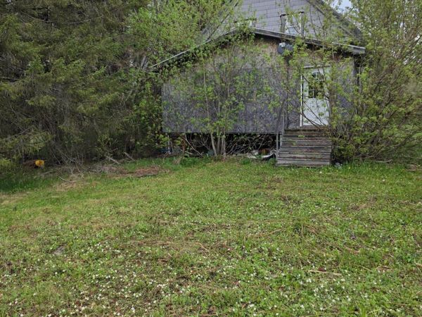 46 Harding Street, Island Falls, ME 04747