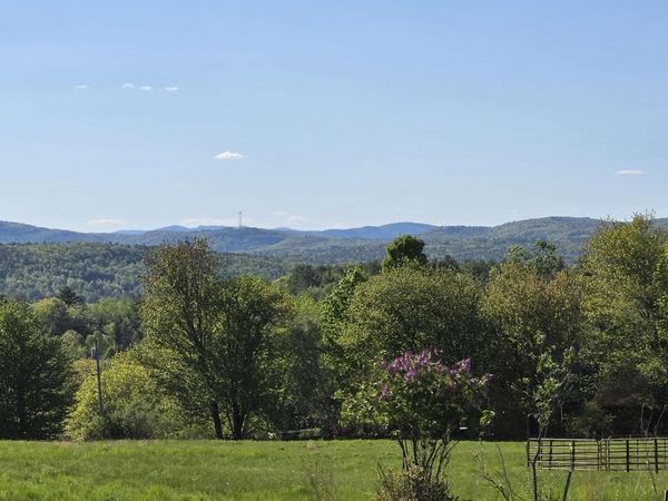 60 Brett Hill Road , Paris, ME 04281