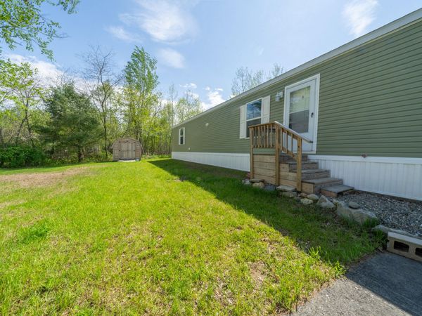 15 R.W. MacLeod Lane , Belfast, ME 04915