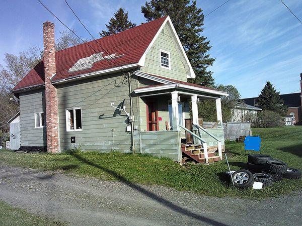 377 Main Street , Grand Isle, ME 04746