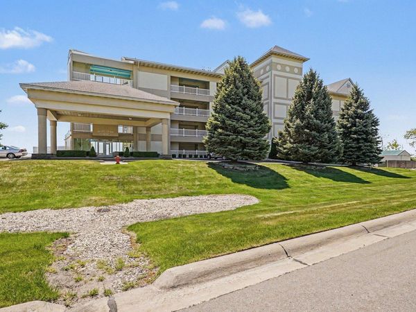 576 Huron Rd N, Au Gres, MI 48703