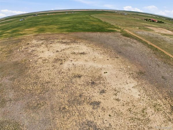 8 Timberlake Court , Byers, CO 80103