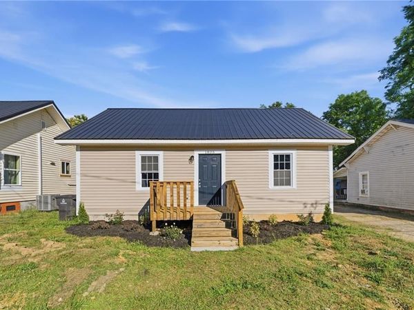 1805 Center Street SE, Winston-Salem, NC 27127