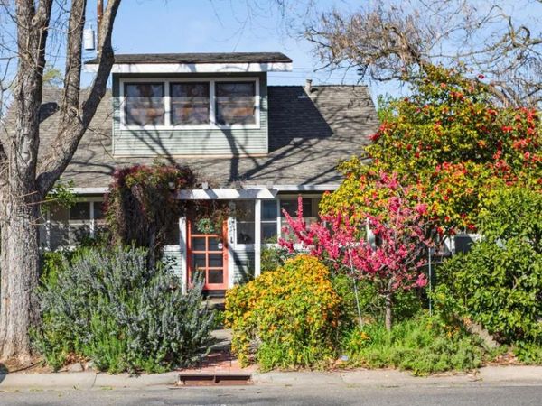 4901 V St, Sacramento, CA 95817