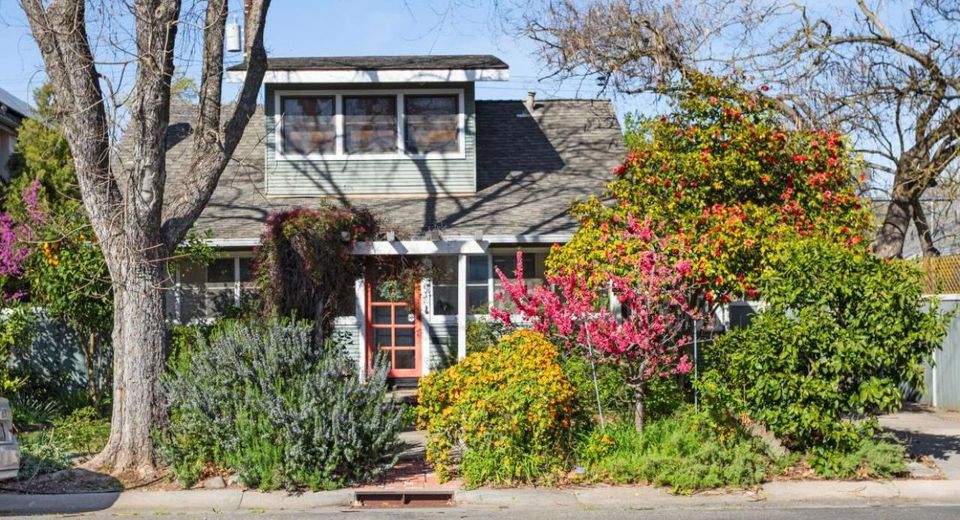 4901 V St, Sacramento, CA 95817 Photo
