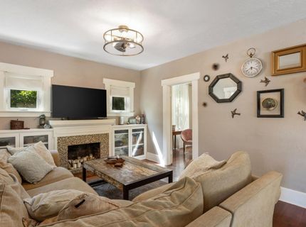 4901 V St, Sacramento, CA 95817 Photo