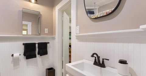 4901 V St, Sacramento, CA 95817 Photo