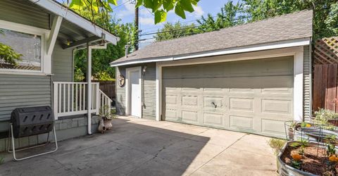 4901 V St, Sacramento, CA 95817 Photo
