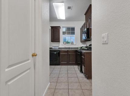 3105 English Oak Cir, Stockton, CA 95209 Photo