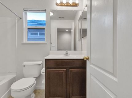 3105 English Oak Cir, Stockton, CA 95209 Photo