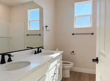 2158 Geneva Way, Manteca, CA 95337 Photo