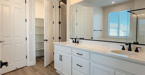 2158 Geneva Way, Manteca, CA 95337 Photo