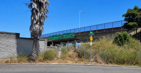 East Ct, San Jose, CA 95112 Photo