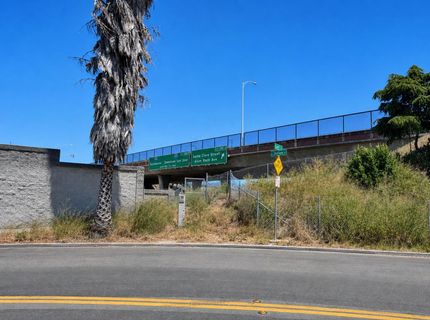 East Ct, San Jose, CA 95112 Photo