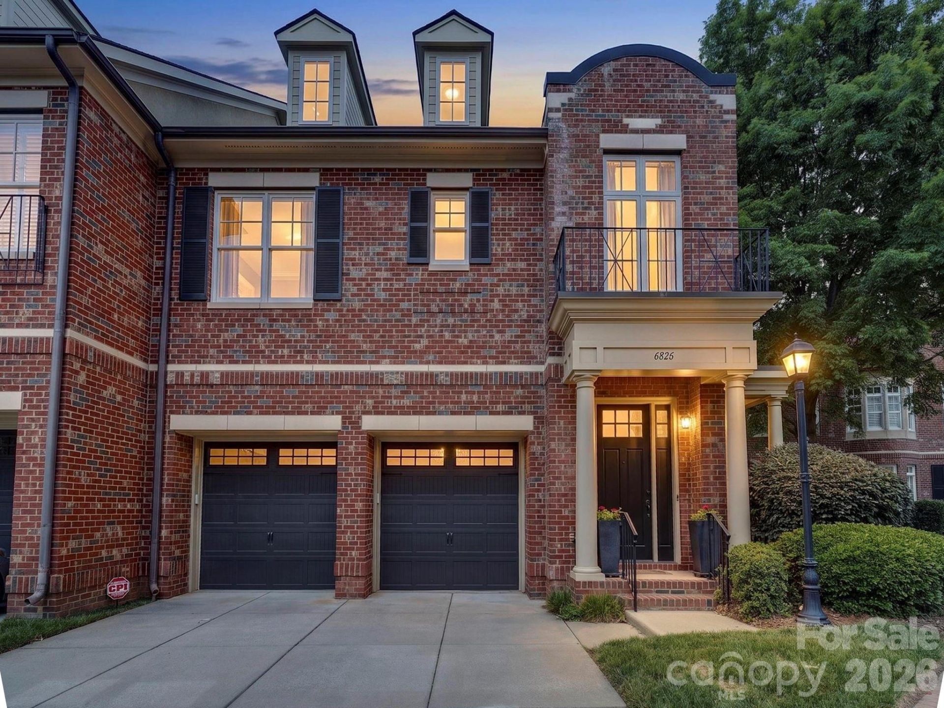 6826 Louisburg Square Lane, Charlotte, NC 28210 Main Photo