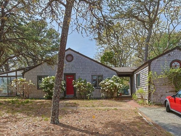 2 Brettwood Rd, Harwich, MA 02645